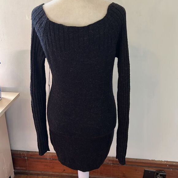 BCBGMAXAZRIA black long sleeve sweater Size M New - Picture 6 of 11